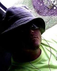 Man, 44. brad_w