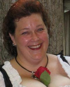 Woman, 60. tigernbed40