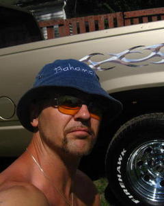 Man, 58. LOVERANDFIGHTE