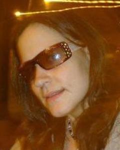 Woman, 47. Selswick