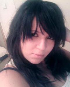 Woman, 40. ping3678