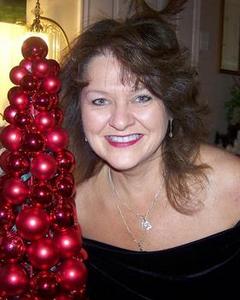 Woman, 66. Barbi026