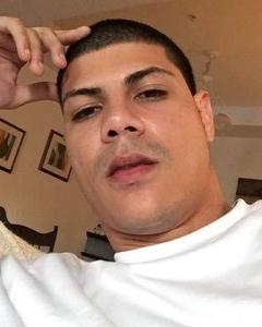 Man, 40. FLBOI239