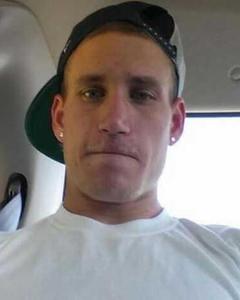 Man, 34. Bobby19903850