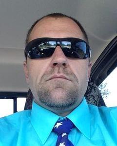 Man, 49. Lineman390