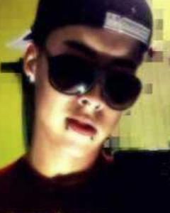 Man, 32. Dee3048