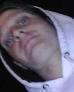 Man, 42. bbodi