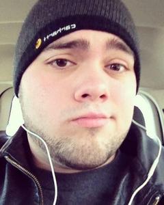 Man, 32. Appleale