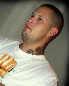 Man, 34. insanepalehors