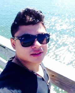 Man, 29. H_alexander_R
