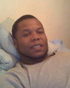 Man, 42. haitiano12