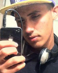 Man, 33. Carlos774315