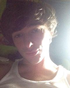 Man, 27. Grantleverton