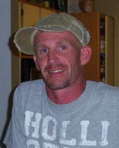 Man, 50. hypolux2003