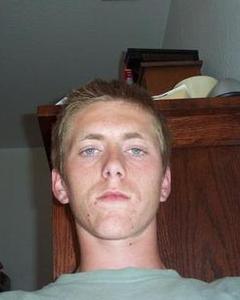 Man, 35. camoe