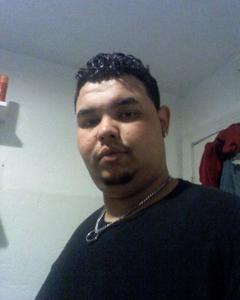 Man, 32. NbA3627