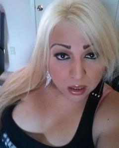 Woman, 40. Anandrea