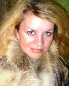 Woman, 43. FurBabe657