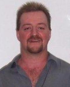 Man, 54. Looking421443