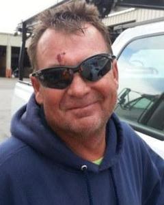 Man, 61. staplegunn