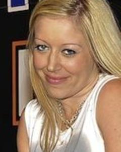Woman, 45. Lynsi0010144