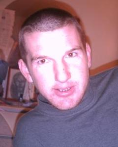 Man, 40. lencuse