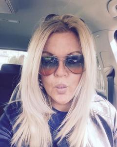 Woman, 47. KristenBack