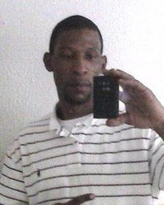 Man, 46. FR35H35