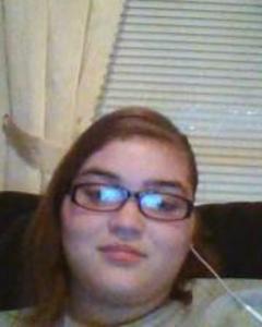 Woman, 28. emoredneck