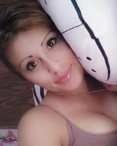 Woman, 37. Antuanet