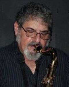 Man, 77. stillintoit