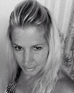 Woman, 54. Electrifying24