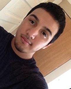 Man, 33. Elliot270244