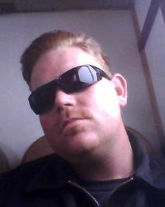 Man, 47. deckhandaa