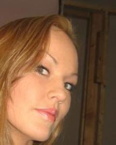 Woman, 41. laura121369
