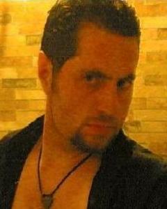 Man, 43. sschakal