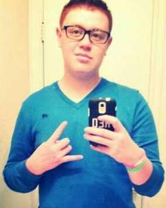 Man, 28. Papiredd
