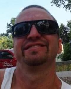Man, 48. KingDingOl0883