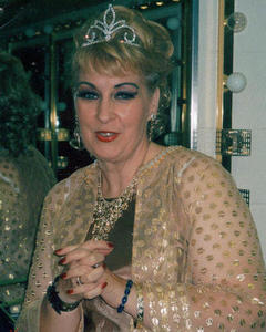 Woman, 70. kidw7012