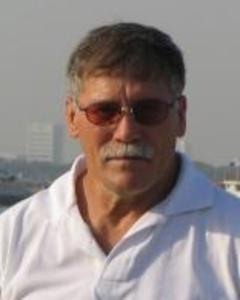 Man, 75. digitalwarrior