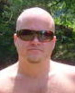 Man, 49. tnd102704