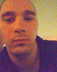 Man, 37. tjba21