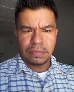 Man, 40. Robertino8351