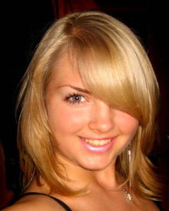 Woman, 45. Nina117079