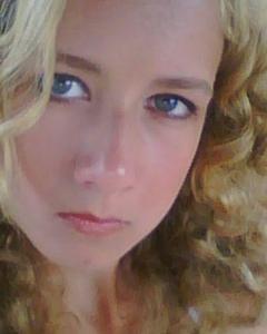 Woman, 32. curlyque8641