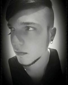 Man, 32. Crow_alexa8447