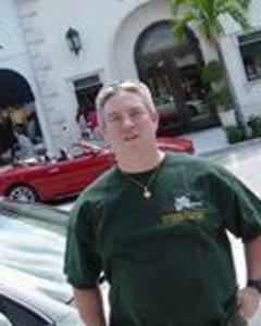 Man, 70. mike2318356
