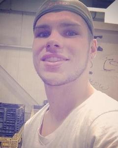 Man, 31. Zacjcr