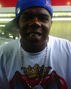Man, 40. dolph1n423