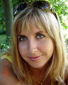 Woman, 43. Kelly_A211238